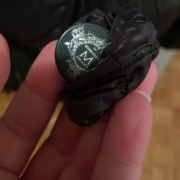 Women DIEGO M MILANO BLACK DOWN JACKET(authentic) - Picture 13 of 13